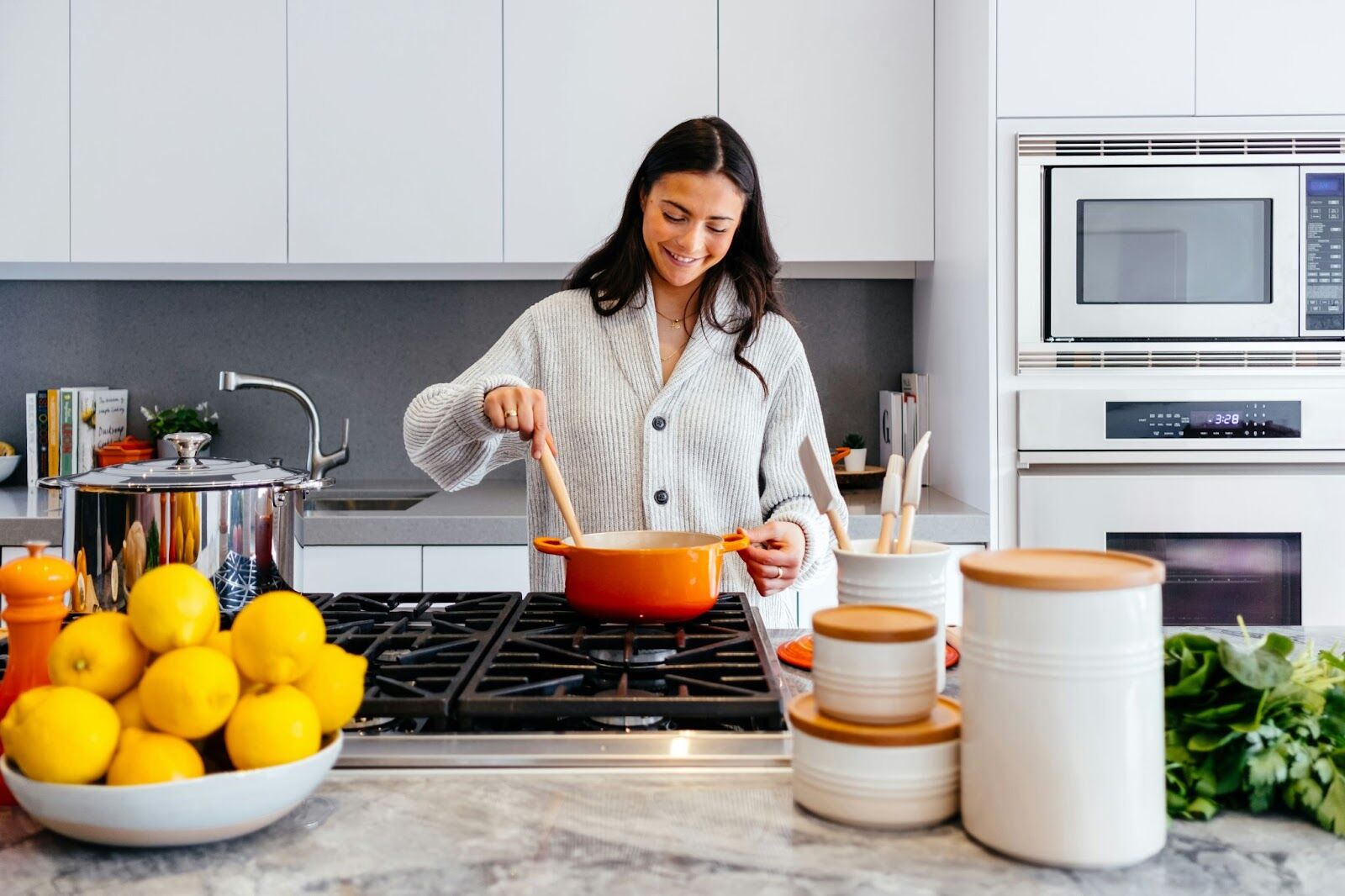 How To Create The Perfect Kitchen Environment For Home Chefs